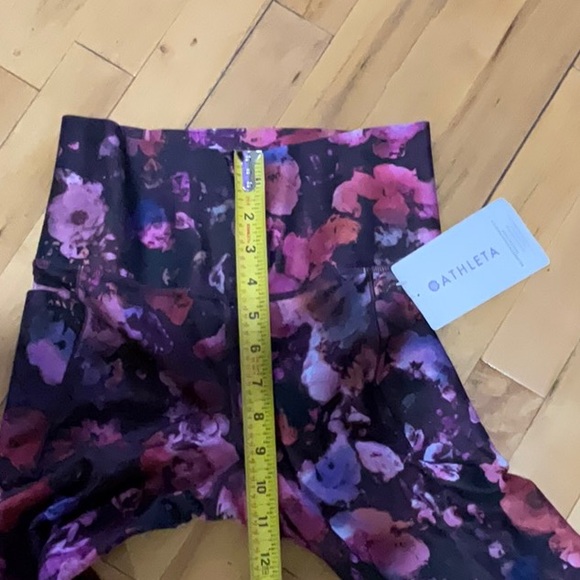 Atleta Salutation Stash Pocket Printed Tight - Picture 9 of 15